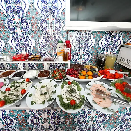Hotel Ersari 3*